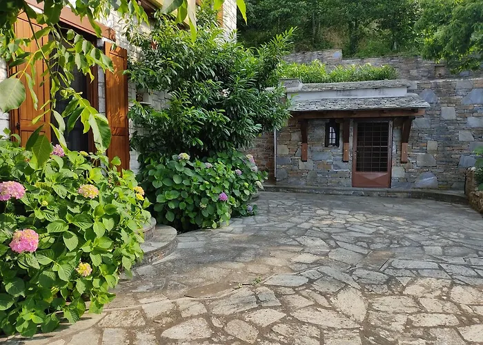 וילה White Stone House With Great Sea View *