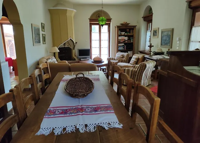 White Stone House With Great Sea View טסגרדה