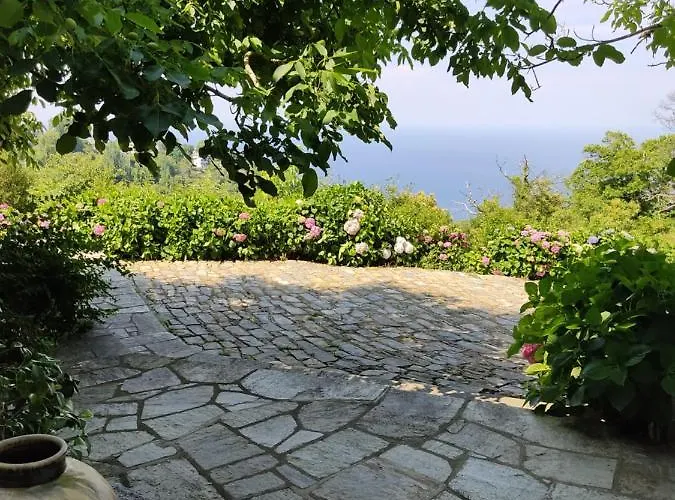 וילה White Stone House With Great Sea View טסגרדה