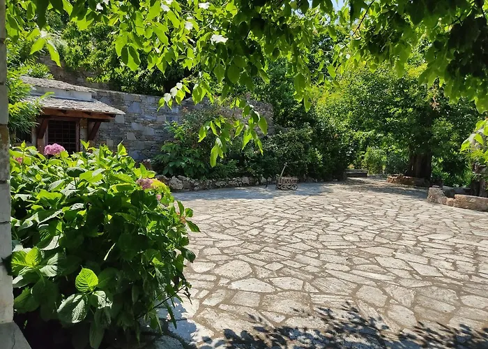 White Stone House With Great Sea View * טסגרדה